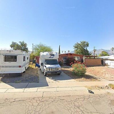 7235 E Luana Pl, Tucson, AZ 85710