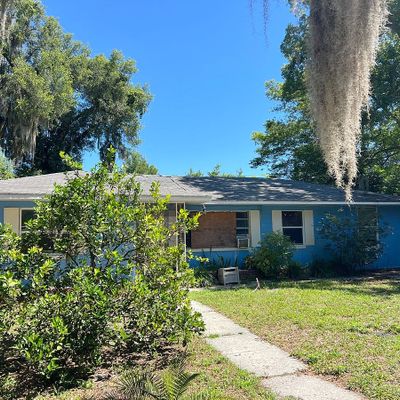 735 E Carolina Ave, Deland, FL 32724