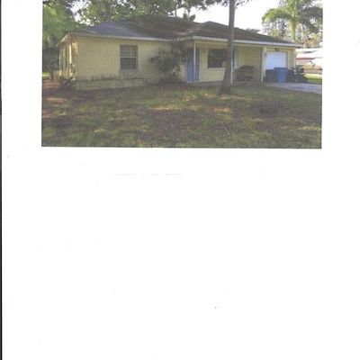 755 May Ave, North Fort Myers, FL 33903