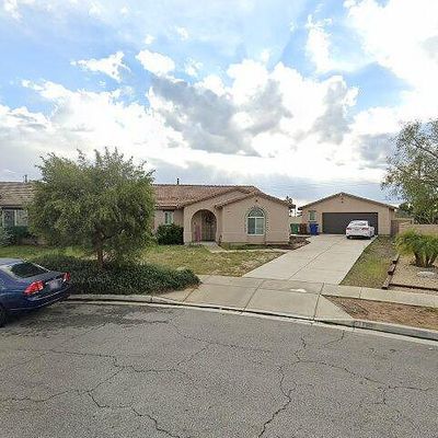 7676 Bella Terra Ave, Highland, CA 92346