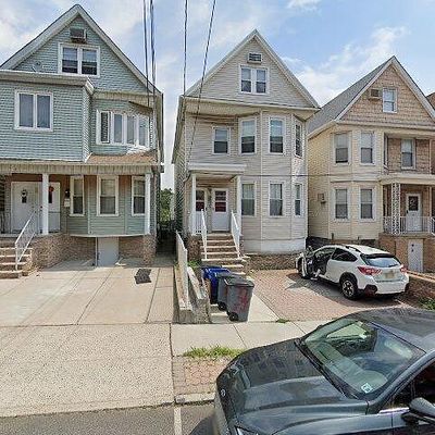 77 W 55 Th St, Bayonne, NJ 07002