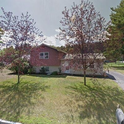 79 Bryant Rd, Manchester, NH 03109