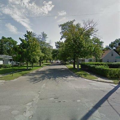 7 Th St, Muskegon, MI 49441