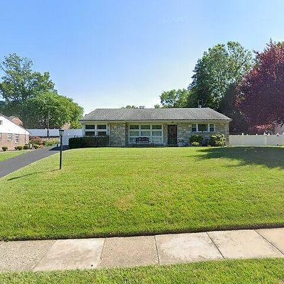 8 Edgemoor Rd, Cheltenham, PA 19012