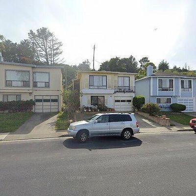 802 Higate Dr, Daly City, CA 94015