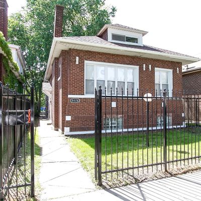 8028 S Merrill Ave, Chicago, IL 60617