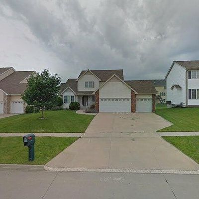 664 79 Th Pl, West Des Moines, IA 50266