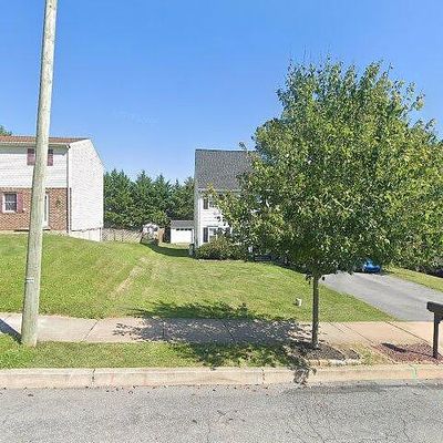 671 S Cedar St, Lititz, PA 17543