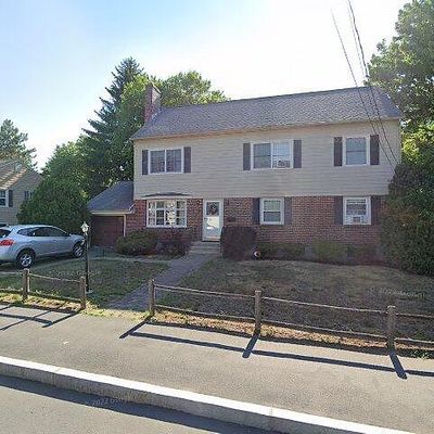 682 Central Ave, Needham Heights, MA 02494