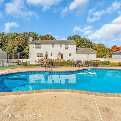 69 Bonnie Dr, Manalapan, NJ 07726