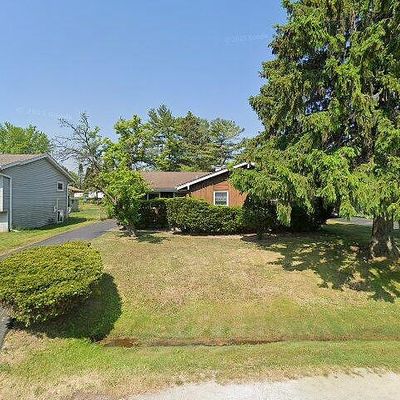 6924 Cliffside Dr, Caledonia, WI 53402