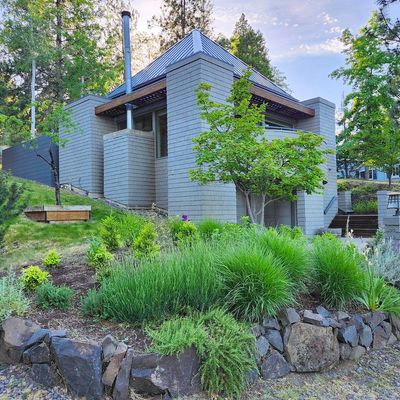 695 Liberty St, Ashland, OR 97520