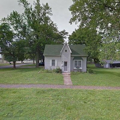 700 E 2 Nd St, Pana, IL 62557