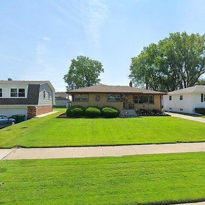 8767 Jefferson Ave, Munster, IN 46321