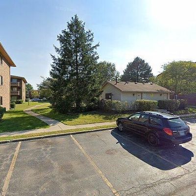 9 Cedar Ct #13, Vernon Hills, IL 60061