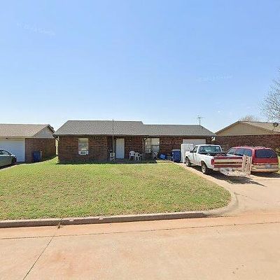 907 W Kings Dr, Kingfisher, OK 73750