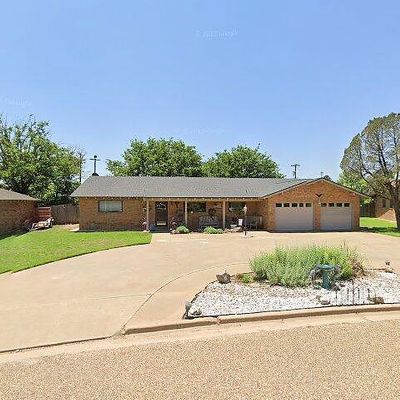 909 Jefferson St, Plainview, TX 79072