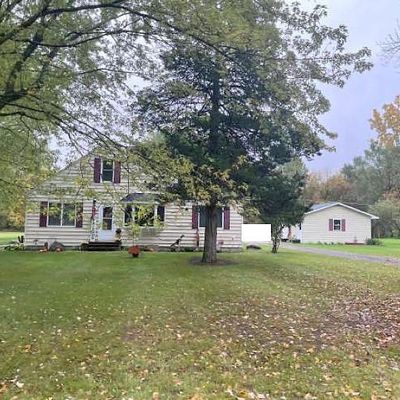 9128 Mckinley Rd, Montrose, MI 48457