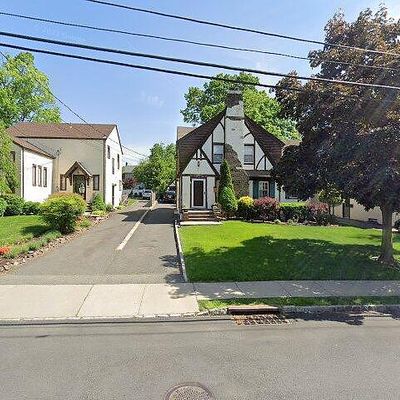 927 Ridgewood Rd, Millburn, NJ 07041