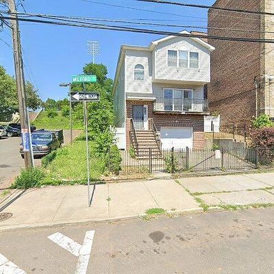 95 Milford Ave, Newark, NJ 07108