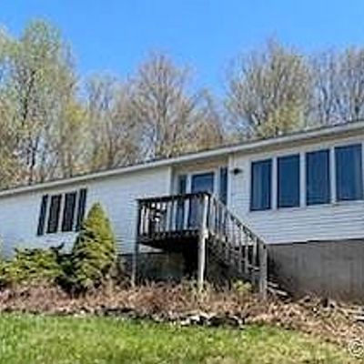 958 Newgate Rd, West Suffield, CT 06093