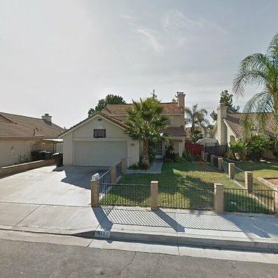 975 Burton St, Hemet, CA 92545