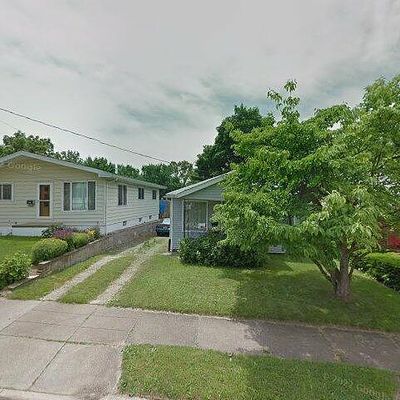 984 Chester Ave, Akron, OH 44314