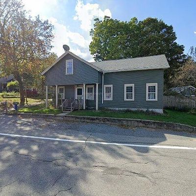 992 Victory Hwy, Mapleville, RI 02839
