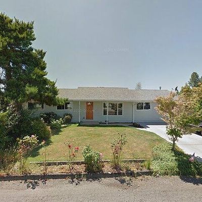 806 E 7 Th St, Molalla, OR 97038