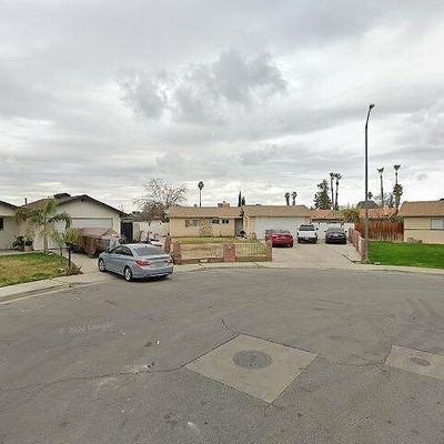 808 Banjo Ct, Bakersfield, CA 93307