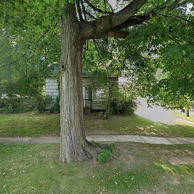 808 Cleveland Ave, Amherst, OH 44001
