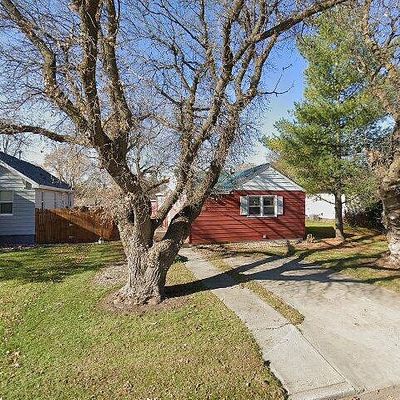 809 9 Th St Ne, Watertown, SD 57201