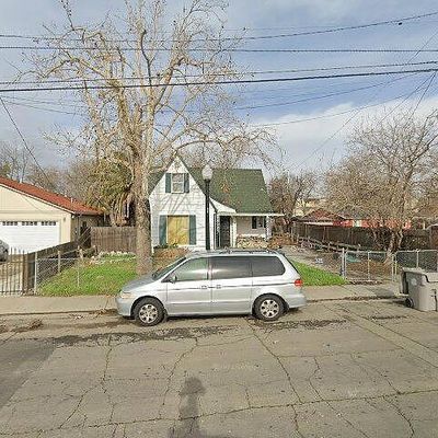 809 Lampasas Ave, Sacramento, CA 95815