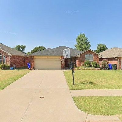 813 Shadowlake Rd, Norman, OK 73071