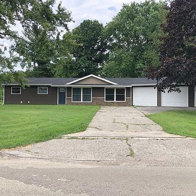 8138 Rose Rd, Plymouth, IN 46563