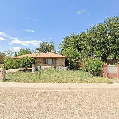 816 W 19 Th St, Portales, NM 88130