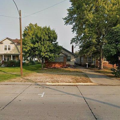 818 W 1 St St, Grand Island, NE 68801