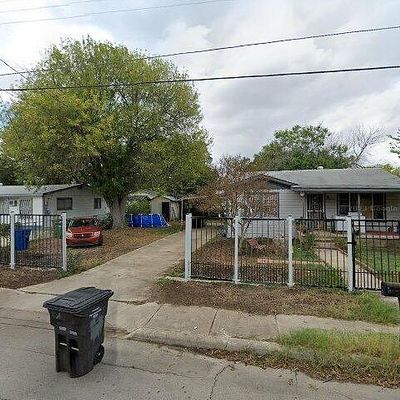 831 S San Manuel St, San Antonio, TX 78237