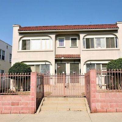 831 N Heliotrope Dr, Los Angeles, CA 90029