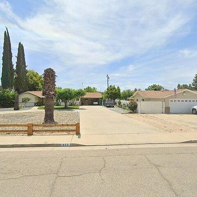 831 W Belleview Ave, Porterville, CA 93257