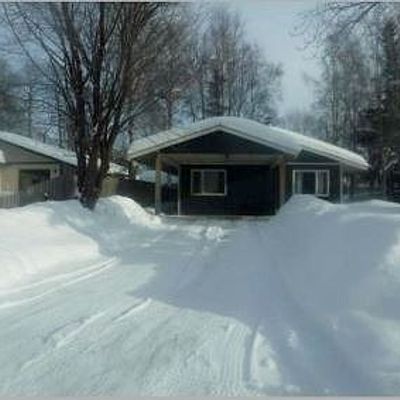 8325 Seaview St, Anchorage, AK 99502