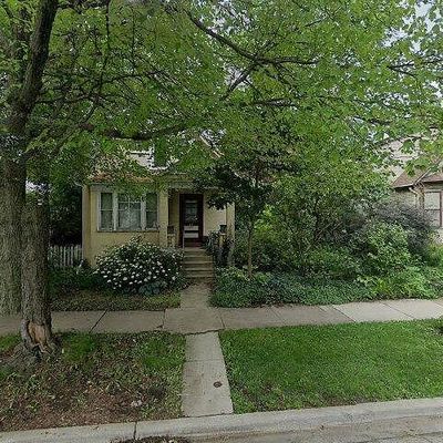 835 Circle Ave, Forest Park, IL 60130