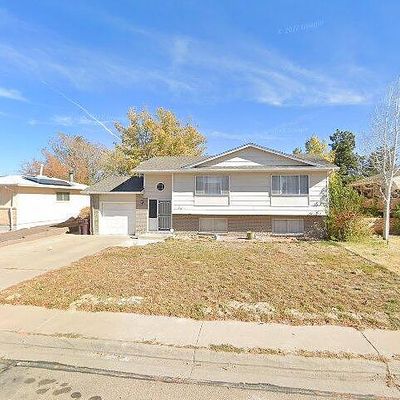 86 Radcliff Ln, Pueblo, CO 81005