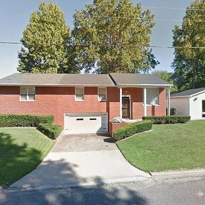 1008 N Burtschi St, Vandalia, IL 62471