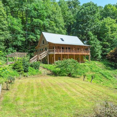 102 Gold Creek Xing, Black Mountain, NC 28711