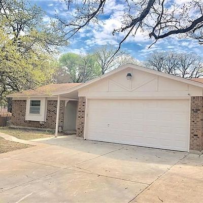 1032 Gladstone Ave, Azle, TX 76020