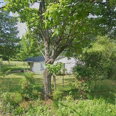 1090 Old Beersheba Rd, Mcminnville, TN 37110