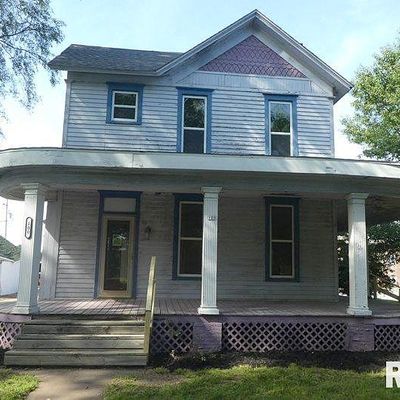 100 W Douglas St, Edinburg, IL 62531