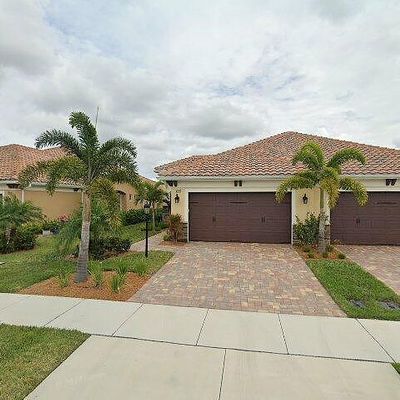 124 Colebrook Ct, Venice, FL 34292