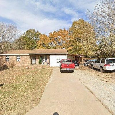 125 Curtis St, Bells, TN 38006